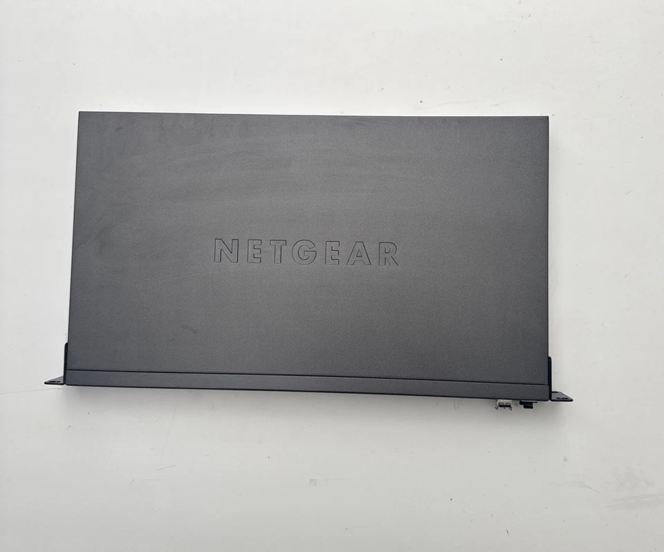 NETGEAR GS748T V5 - 48-Port Gigabit Smart Managed Switch mit 4 SFP Uplinks - Bild 2 von 3