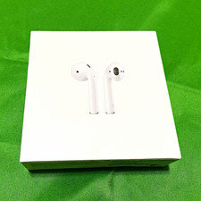 Apple AirPods Bluetooth Wireless In-Ear Earbuds White w/Charging Case