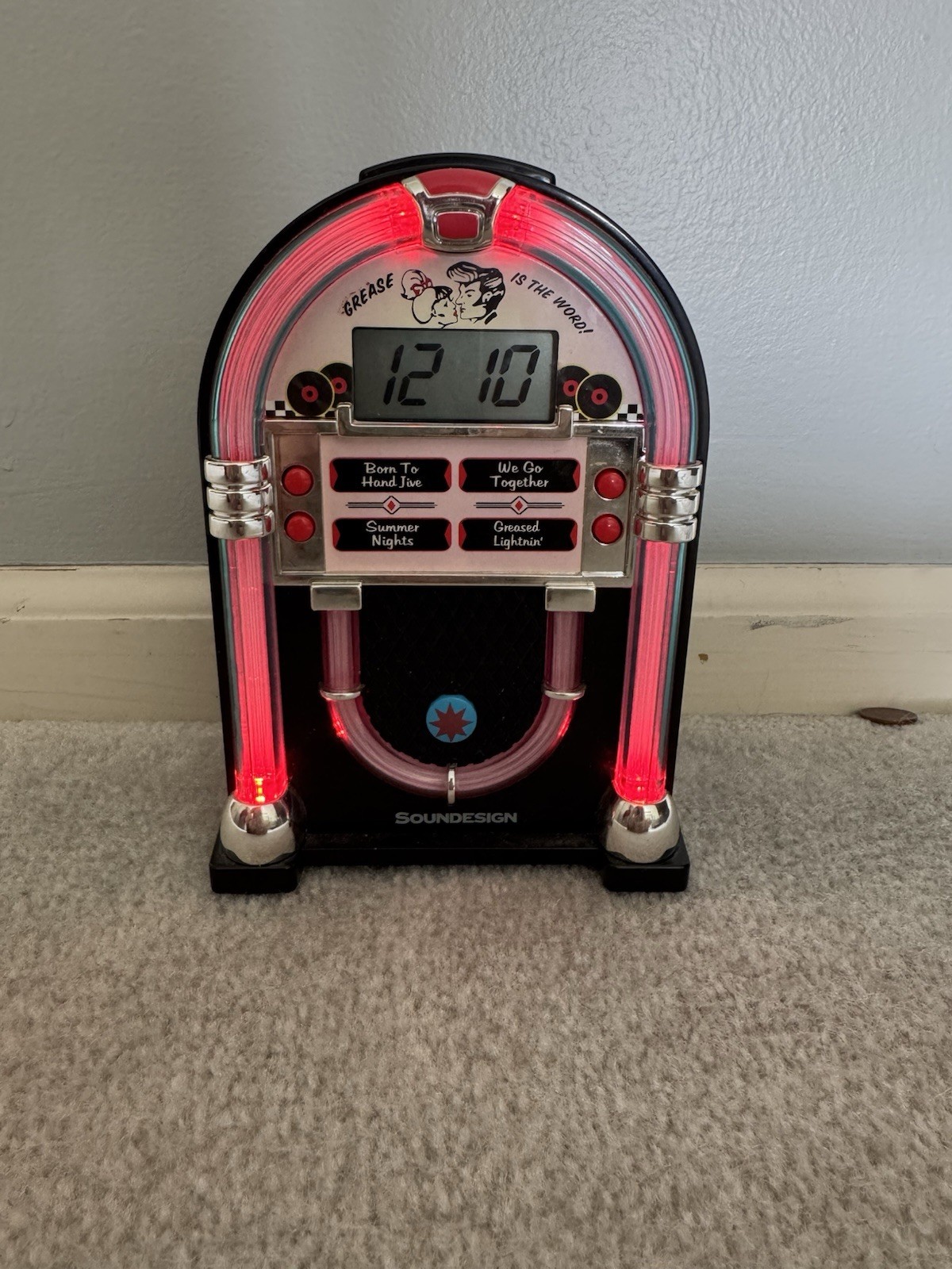Soundesign 3162G Jukebox Alarm Clock Grease Theme Music Songs