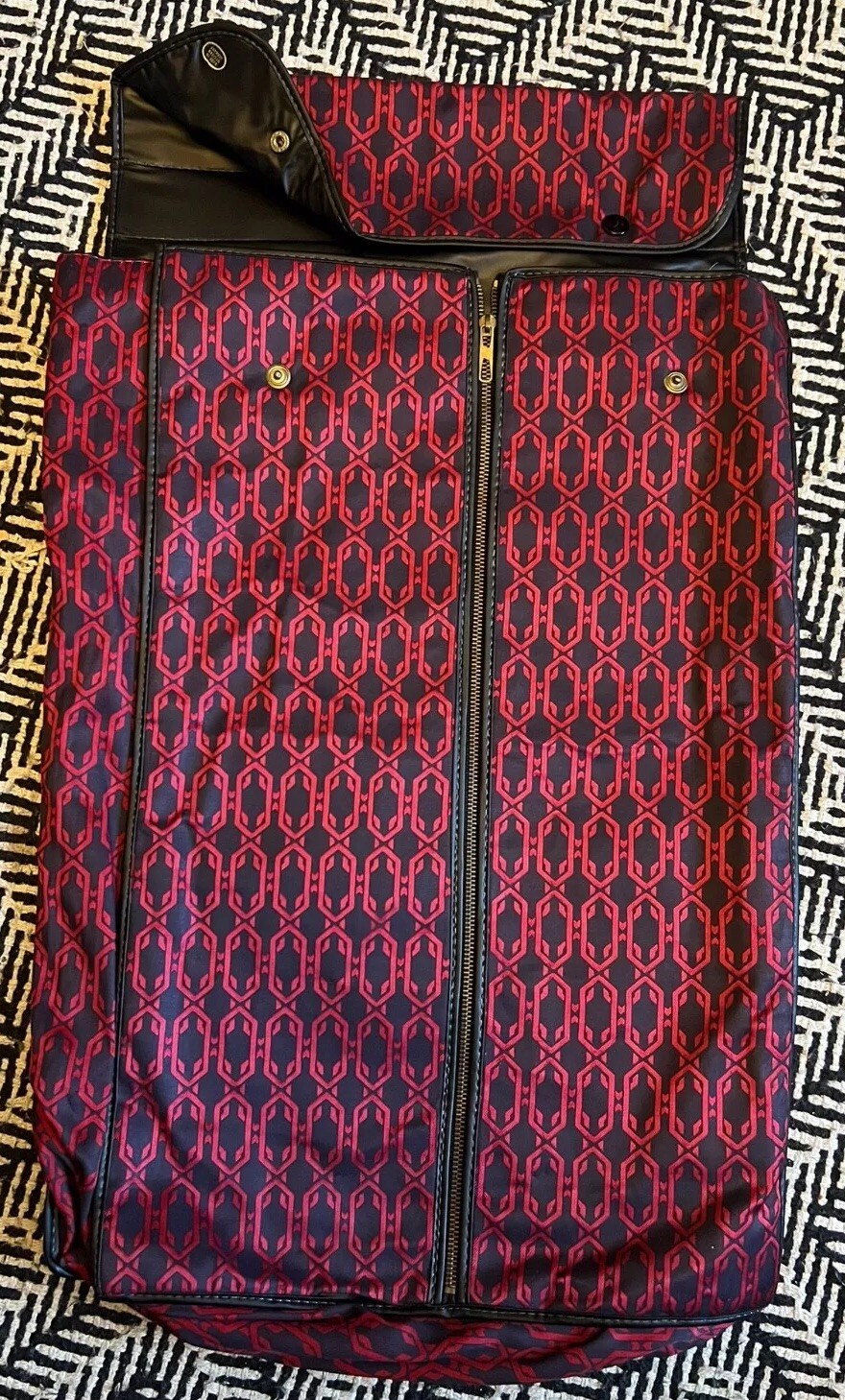 Picture 1 of 2