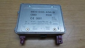 Audi A4 B7 Antennenverstärker  8E0 035 456 B   8E0035456B