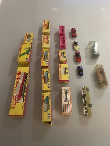 Konvolut Modellautos u.a Espewe DDR Siku und mehr Fahrzeuge aus Plastik und Meta