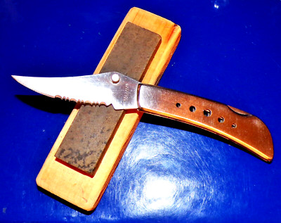 Vintage MAXAM Stainless Steel Lockback Knife w/Combo Blade & Belt Clip