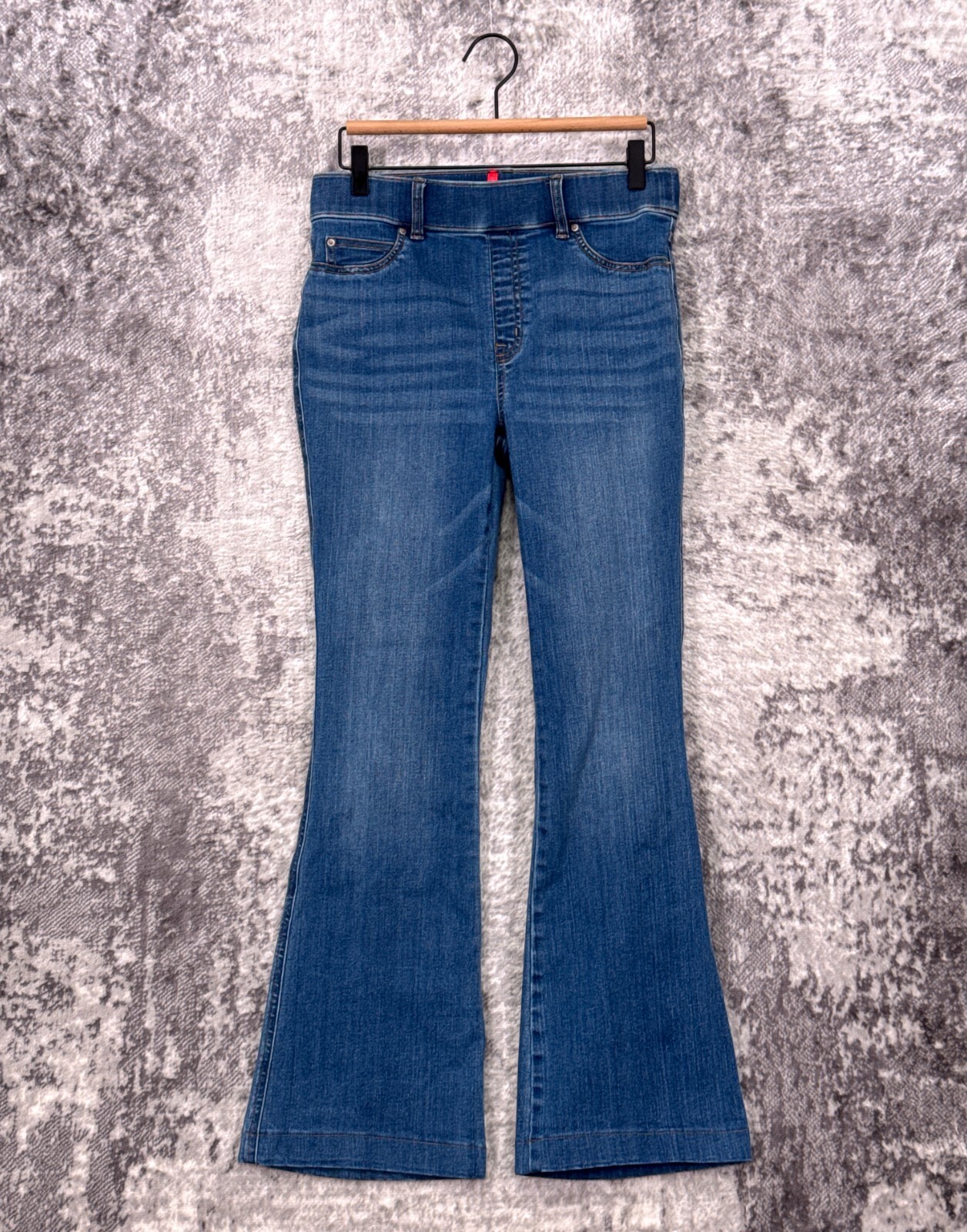 SPANX Jeans Medium Womens SPANXShape Pull On Flar… - image 1