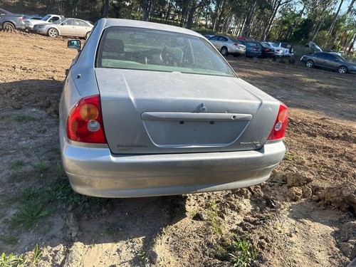 2002 Mitsubishi TJ Magna VR-X Interior Light Assembly Exec 00-03 #B416 - Picture 10 of 12
