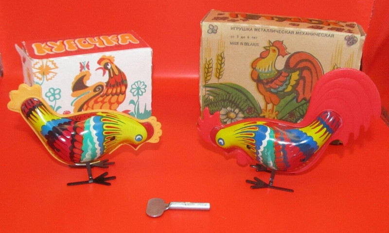 2 Vintage Wind Up Mechanical Birds Feeding Chicken w/ Box Tin Litho Belarus Toy
