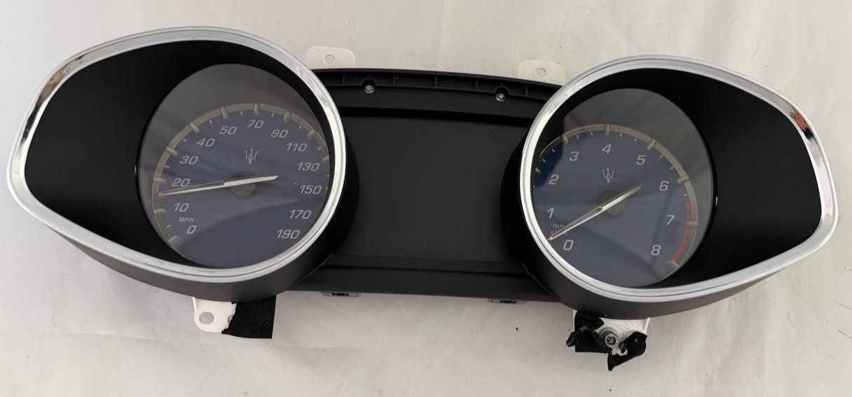 2018 Maserati Ghibli Quattroporte Instrument Cluster Speedometer 670038640 OEM