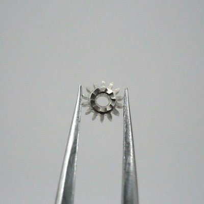 Nr.410 Aufzugsritzel - CORTEBERT 73/4'' 677 [NOS] Winding Ritzel