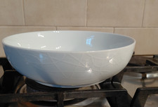 Jamie Oliver "All Rounder" bowl in White Embossed approx 23cm wide at the rim