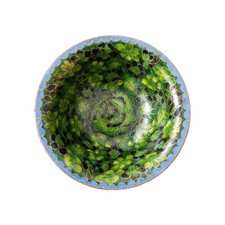 Vintage Chinesische Cloisonn&eacute; Schale &ndash; &bdquo;Thousand Flowers&ldquo; &ndash; Smaragdgr&uuml;n