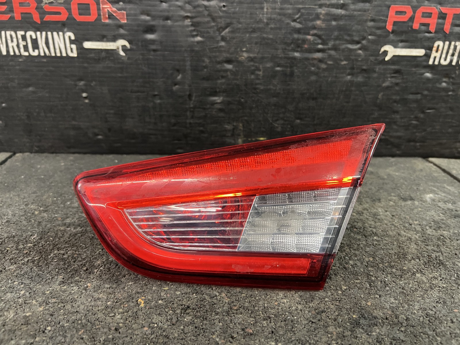 15-20 MASERATI GHIBLI PASSENGER RIGHT RH DECK LID MOUNTED TAIL LIGHT LAMP