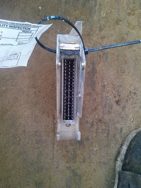 Chasis ECM ABS torre de puntal izquierdo compatible con 94-95 Bonneville 107191 Foto 3 de 4