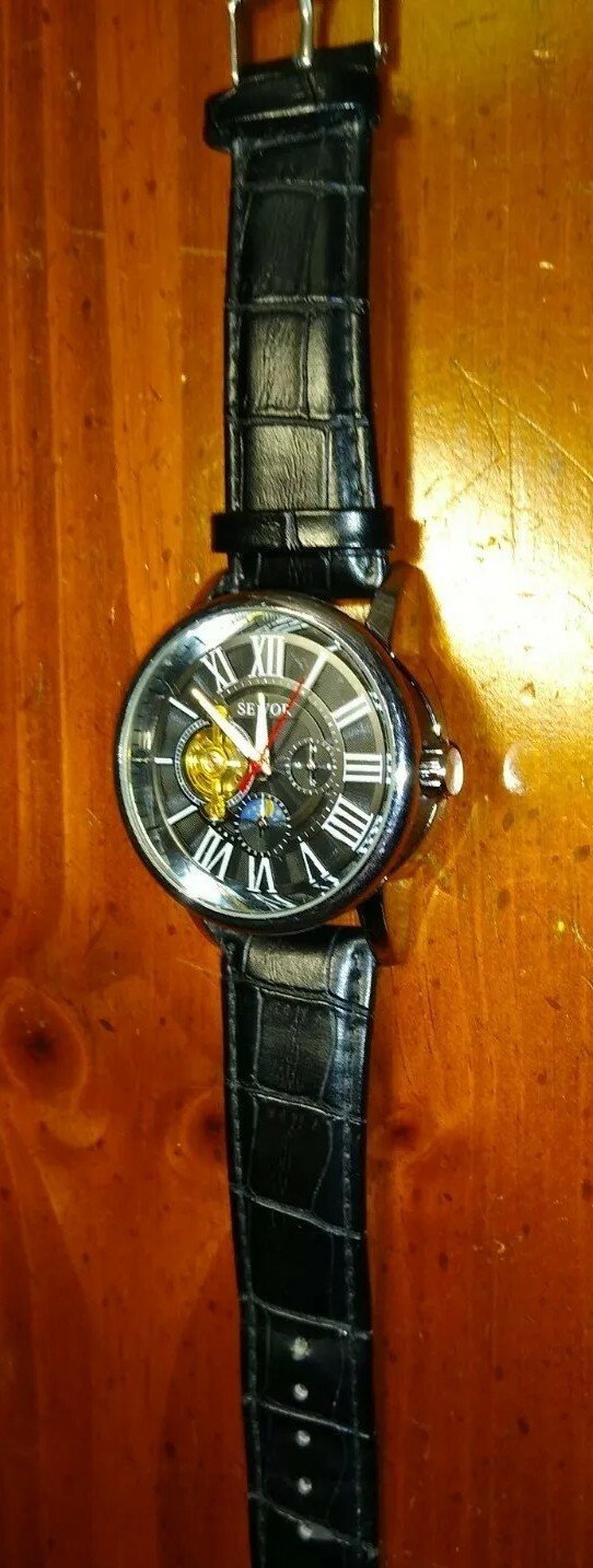 Picture 1 of 8