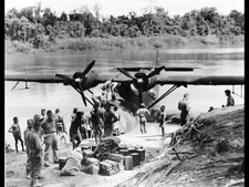 WW2 WWII Photo PBY Catalina Supplies Coast Watcher New Guinea World War Two 7212