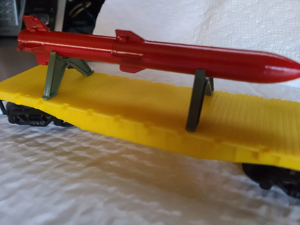 KUSAN REPRODUCTION ROCKET FOR FLATCAR IN RED - Image 2 of 4