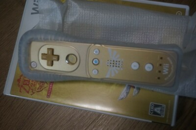 Télécommande Wii ZELDA Skyward Sword Gold 25ème édition spéciale disque en boîte