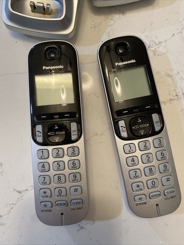 Panasonic KX-TGD220N - Podstawowa sekretarka główna do KX-TGDA20N i KX-TGCA21S - Zdjęcie 2 z 6