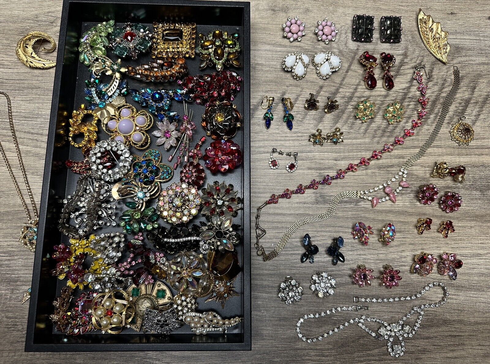 Vintage Designer Costume Jewelry Lot Brooches Ear… - image 2