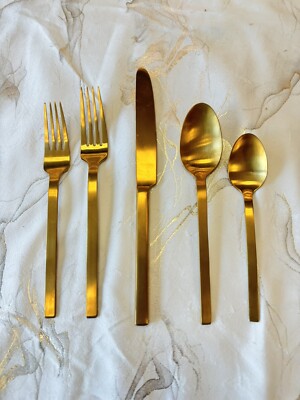 Cambridge Matte Gold 20 Pc Flatware Set