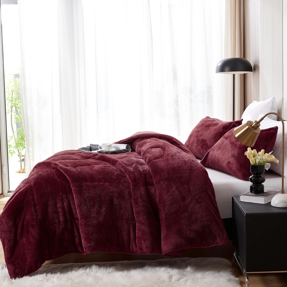 YIYEA Faux Fur Comforter Set Queen Size Luxury Ultra Soft Fuzzy