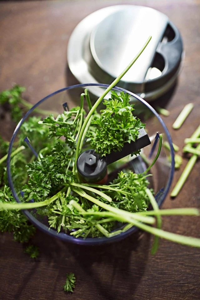 Rösle - Ciotola con coperchio salvafreschezza, adatta per tritatutto, 0,6 otjB - Immagine 4 di 4