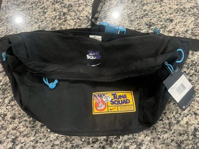 HUGE Nike Tech x Space Jam A New Legacy Tune Squad Hip Pack Style DN0914-010 New
