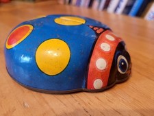 NICE 1950'S TIN LITHO FRICTION POWERED BEETLE