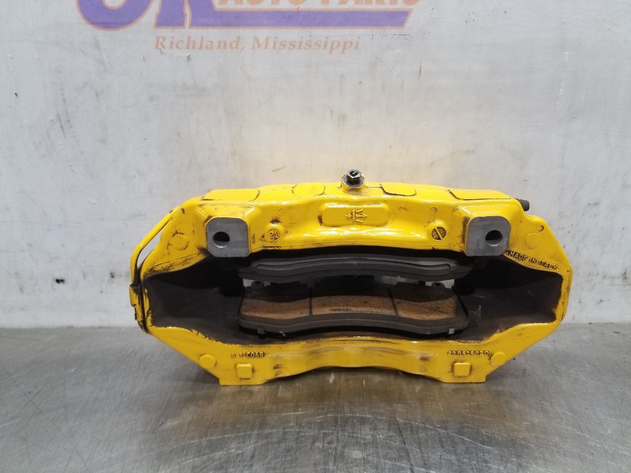 Maserati Levante Front Right Brake caliper Yellow