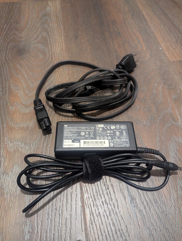 OEM 18.5V 3.5A Charger For HP AC Adapter PA-1650-32HL, used in good condition