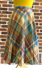 Vintage Valerie Sportswear Womens Pleated Plaid knee length skirt 27" W