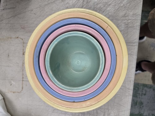 Vtg Early RRP Robinson Ransbottom Stoneware Nesting 5 Bowl Set Pastel Cubed !!!