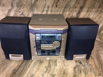 Aiwa NSX-AJ100 Audio System 3 CD/Radio/AUX/Dual Cassette Player