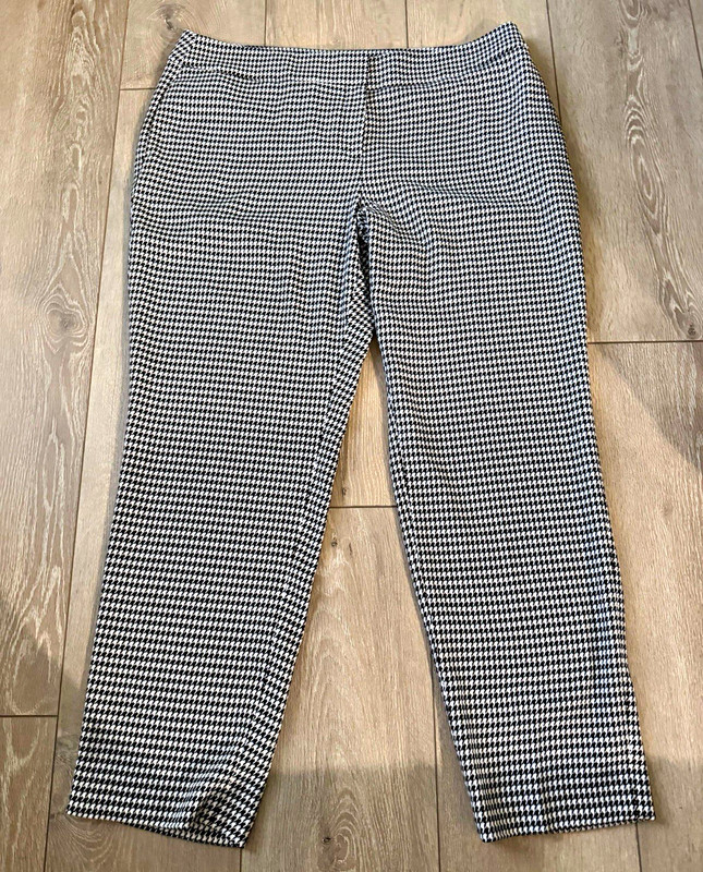 Kasper Women’s Black & White Houndstooth Dress Pants Tapered Flat Front 16