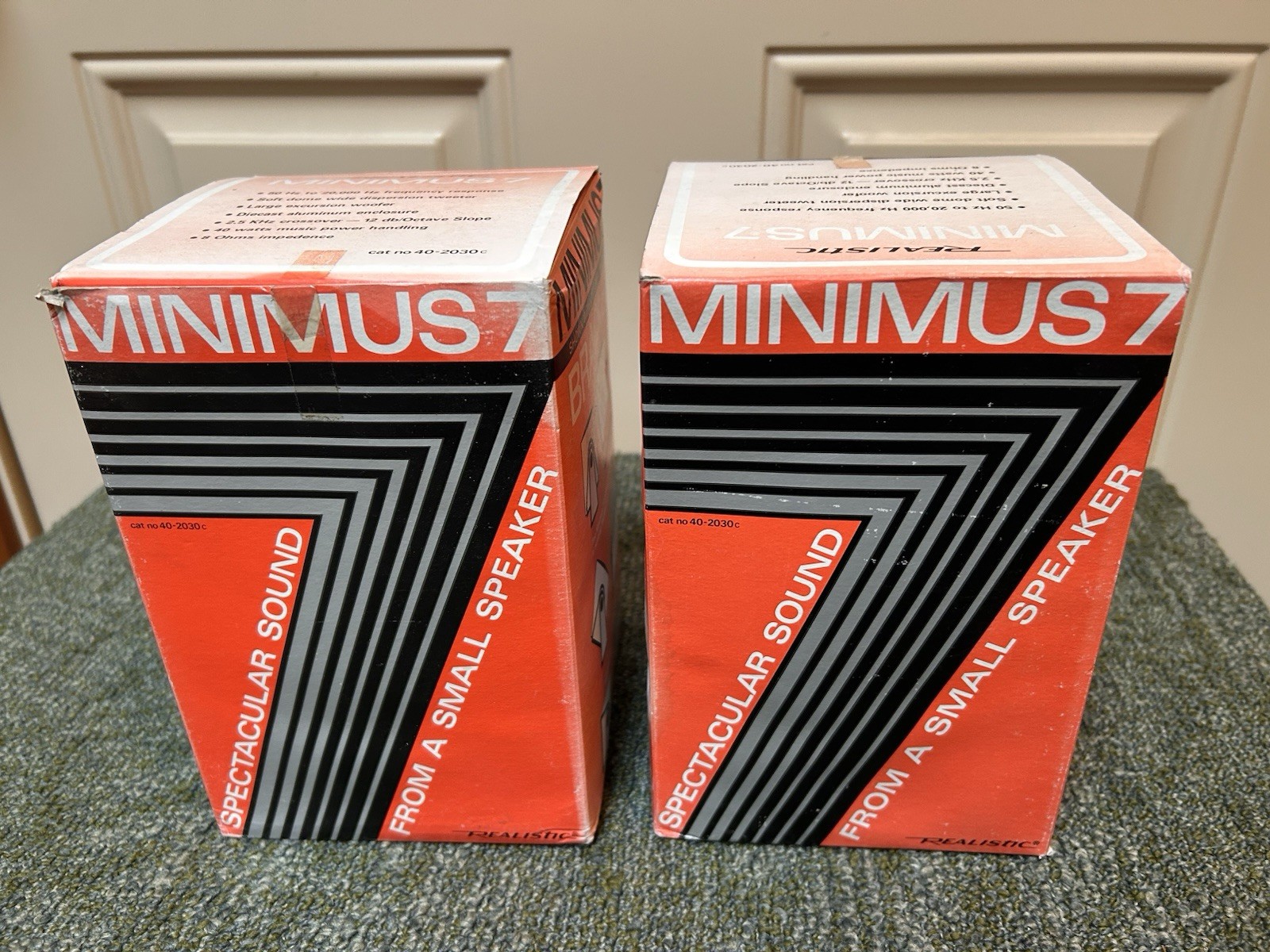 Realistic MINIMUS-2 vintage audio equipment - eBay listing photo 1