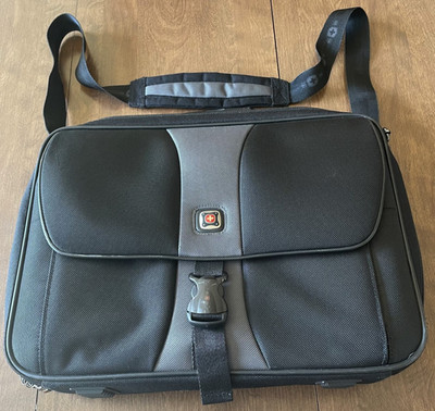 Wenger SwissGear 17'' Laptop Briefcase Black Nylon Messenger Travel Bag 17x13