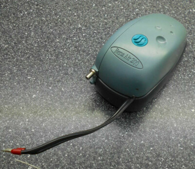 RENA AIR 200 A 3PSI MAX 115V~ 60Hz 3W AQUARIUM PUMP