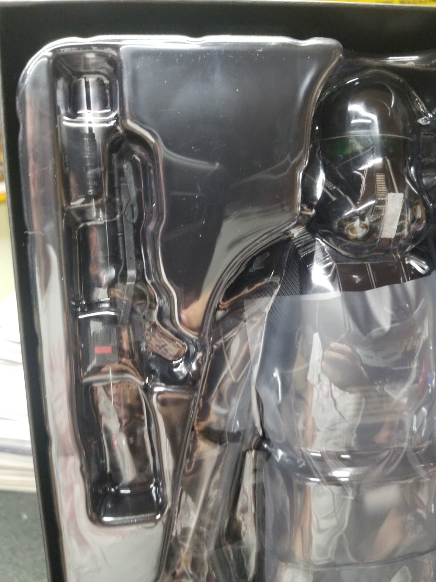 Hot Toys The Mandalorian - Death Trooper 1/6th Scale Hot Toys The Mandalorian - Death Trooper 1/6th Scale