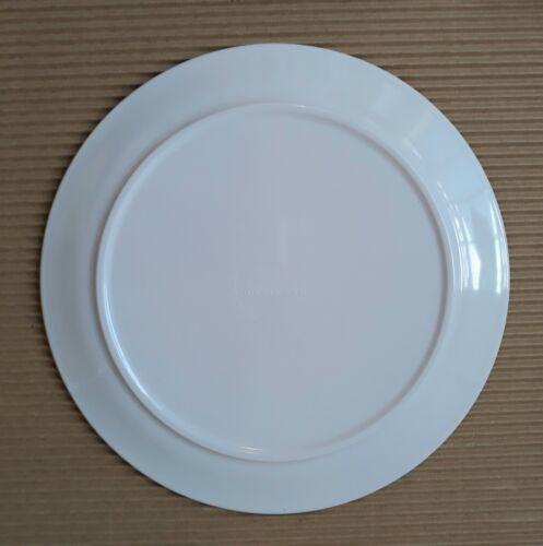 Max Studio Home 4 Dinner Plates + 3 Bowls; Melamine; 4 Different Tie Dye Pattern - Picture 16 of 16