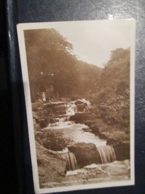 Postkarte von Scarborough, Wasserfall, Peasholm Glen 38 (1932 Stempel RP)