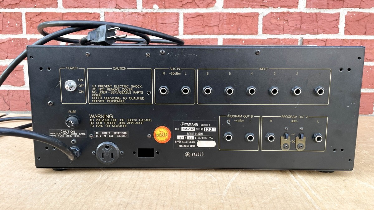 PMAプログラム Yamaha PM-170 Rackmount Mixer Vintage Rare as-is for parts/repairs