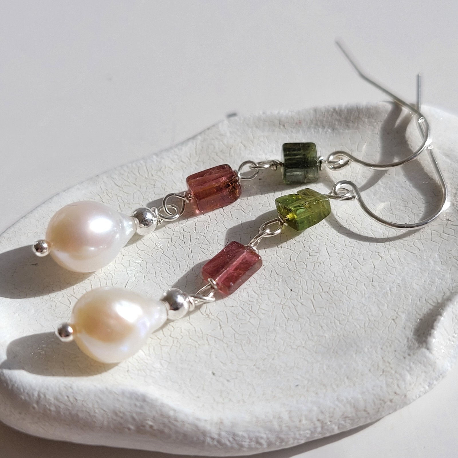 Boucles d'oreilles en argent et tourmaline véritable avec perles de culture de Joaillerie