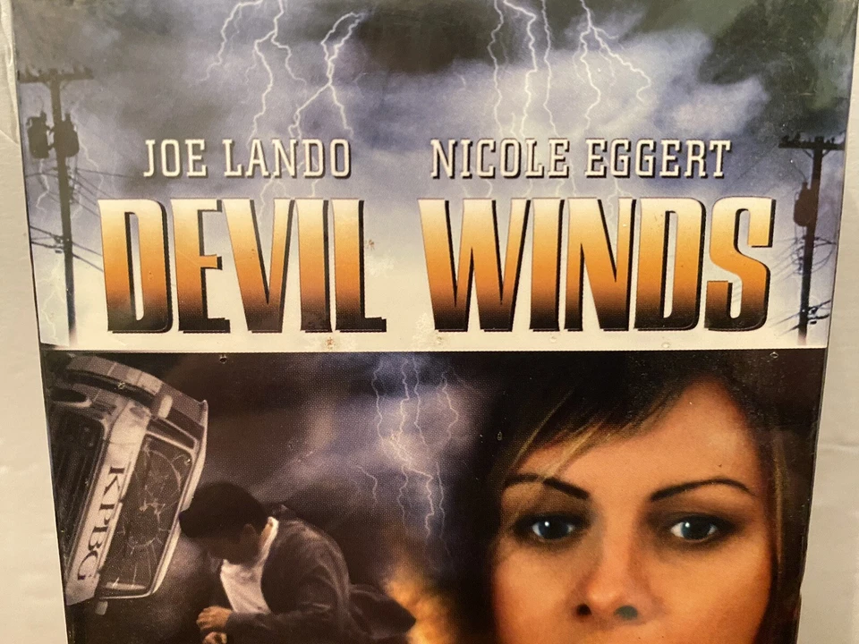Devil Winds (VHS, 2004) New Sealed VHS Nicole Eggert Joe Lando Artisan Watermark Foto 3 de 4