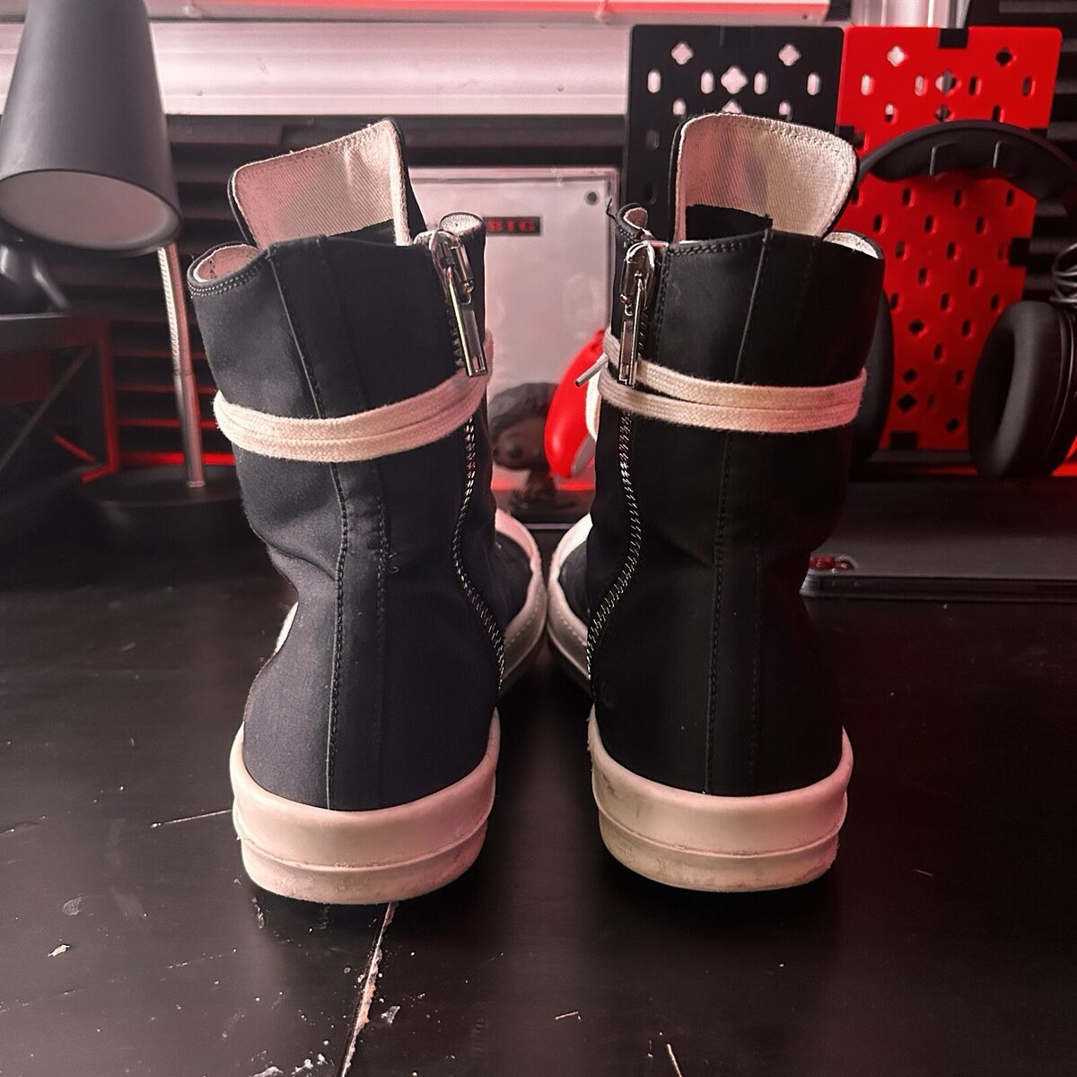 Size 9 EU 42 Rick Owens Ramones High Canvas Used Authentic Size 9 EU 42 Rick Owens Ramones High Canvas Used Authentic