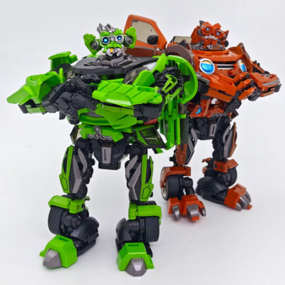 UT Transformation R-08 Skids & R-07 Mudflap Twins 13cm Action Figures