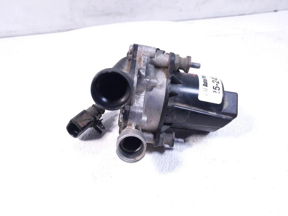 2019-2020 Volkswagen Jetta Auxiliary Electric Water Pump 1K0-965-561-G *1.4T - Image 2 of 4