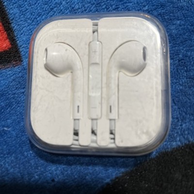 Apple EarPods In-Ear Wired 3.5 mm with Remote & Mic for iPhone 5 / 6 - White