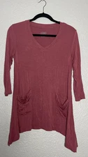 Logo by Lori Goldstein Shirt Women's XS Pink 3/4 Sleeve V-Neck Pockets