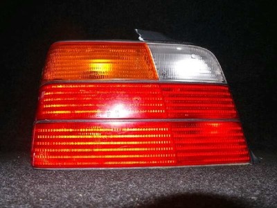 RÜCKLEUCHTE AUßEN LINKS / AMBAR / 4.PUERTAS / 358274 FÜR BMW SERIE 3 BERLINA E3