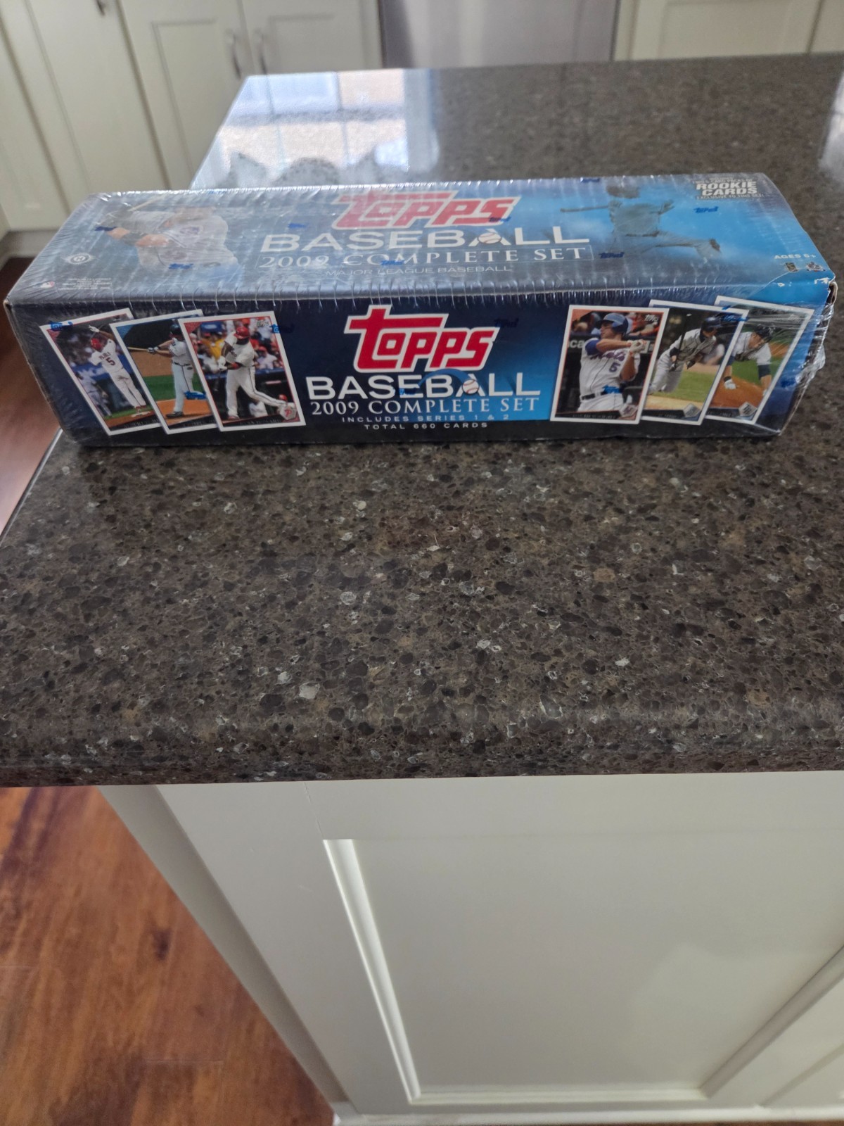 Photo inspiration: Visual Reference: 2009 Topps Baseball Complete Set W Two 5 Card Rookie