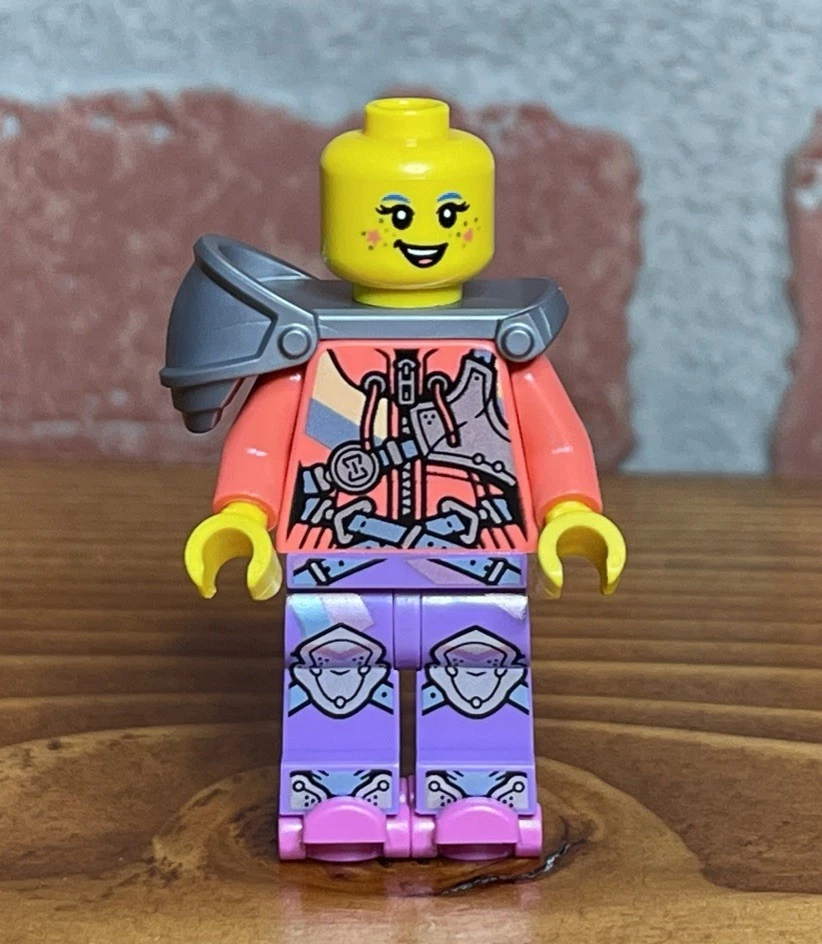 Lego Minifigura Izzie (Isabel Christina Garcia) DRM072 de DREAMZzz Set 71490 Foto 2 de 4